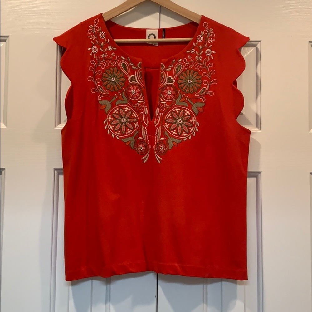 Anthropologie holiday top - high end detail!